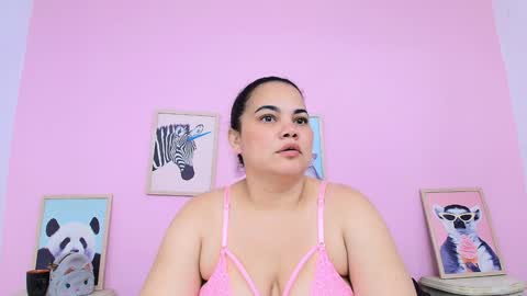 Snapshot of hanna_grray chatting on 12.27.24 Hanna online show from 12.27.24