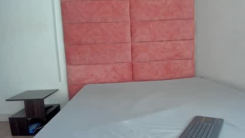 Hanna lens online show from 10.29.25