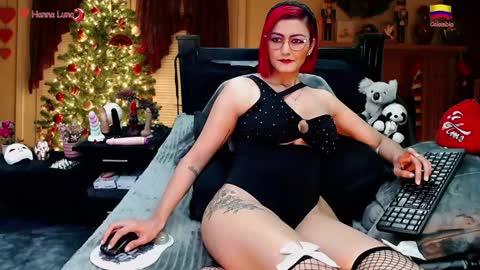 Snapshot of hanna_luna chatting on 12.31.24 Hanna online show from 12.31.24