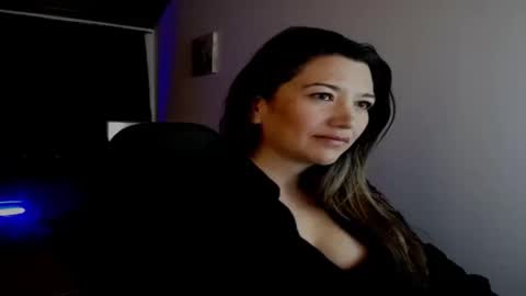 Snapshot of hanna_ma chatting on 09.23.25 hanna_ma online show from 09.23.25