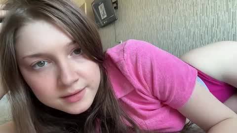 hanna_webber online show from 06.04.26