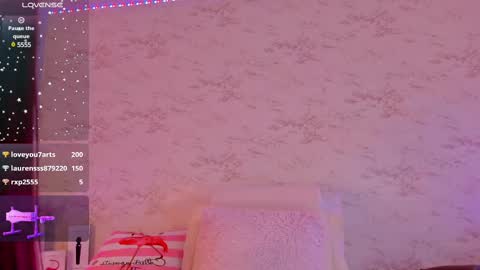 Snapshot of hannablaze_ chatting on 02.13.25 HannaB online show from 02.13.25