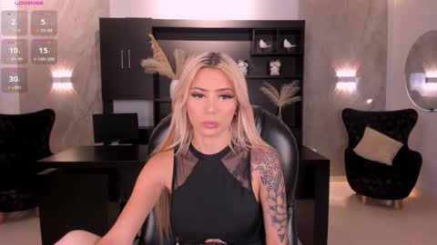  Hanna Connor  online show from 09.13.25