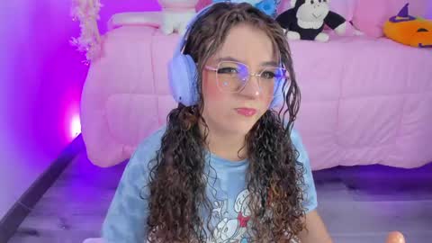 Snapshot of hannacutegod chatting on 03.18.26 hannacutegod online show from 03.18.26