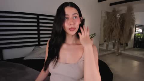 Snapshot of hannah_brady chatting on 01.25.25 Hannah online show from 01.25.25