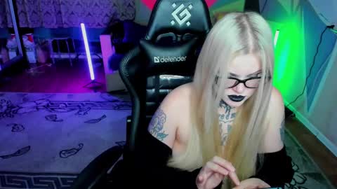 Hannah online show from 02.25.25