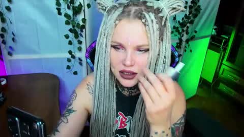 Hannah online show from 11.14.25