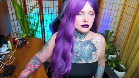 Hannah online show from 12.18.25