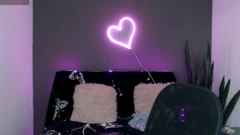 HannahHexx online show from 04.24.26