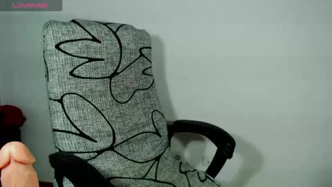 Snapshot of hannah_kiim chatting on 11.05.25 hannah kiim online show from 11.05.25