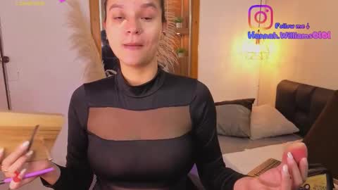 Hannah Williams online show from 02.27.26