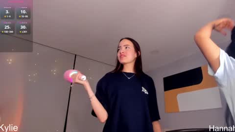 Hannah online show from 01.02.25