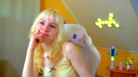 Hannah online show from 06.25.26