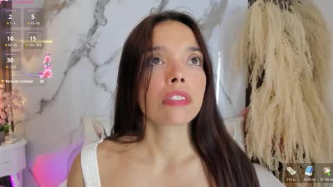 Hannahill69 online show from 10.16.25