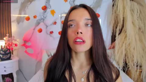 Hannahill69 online show from 10.22.25