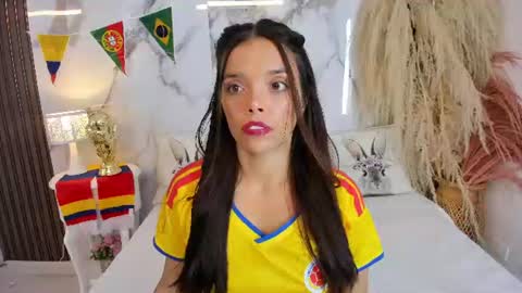 Hannahill69 online show from 06.18.26