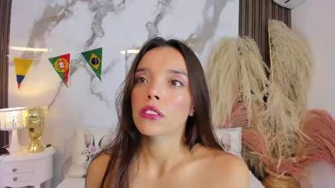 Hannahill69 online show from 06.20.26