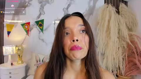Hannahill69 online show from 06.25.26