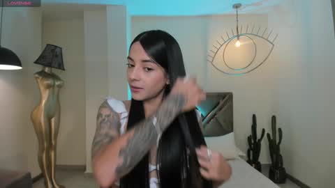 Snapshot of hannahjamesx chatting on 12.05.24 HANNAH J online show from 12.05.24