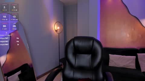 Snapshot of hannahjamesx chatting on 02.19.25 HANNAH J online show from 02.19.25