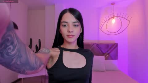 Snapshot of hannahjamesx chatting on 10.16.25 HANNAH J online show from 10.16.25