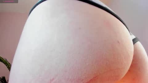 Snapshot of hannamiller_1 chatting on 02.15.26 Hanna Miller online show from 02.15.26