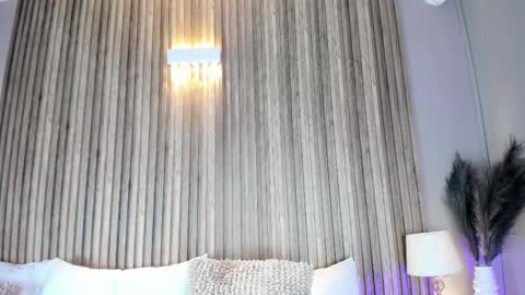 HannaPaola online show from 02.19.26