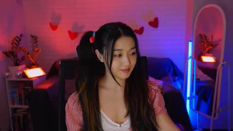 Snapshot of hannarosie chatting on 02.28.26 hannarosie online show from 02.28.26