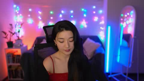 Snapshot of hannarosie chatting on 03.18.26 hannarosie online show from 03.18.26