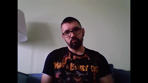 Snapshot of hannasekar chatting on 10.27.25 hannasekar online show from 10.27.25