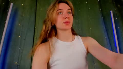 Hannavanilla online show from 06.12.26