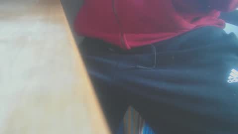 Snapshot of hannes_k chatting on 11.29.25 hannes_k online show from 11.29.25