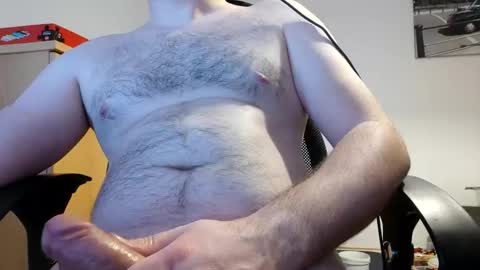 Snapshot of hannisch chatting on 01.27.25 hannisch online show from 01.27.25