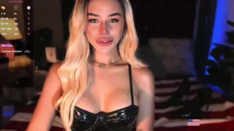 Snapshot of hanny113826 chatting on 10.13.25 hanny113826 online show from 10.13.25