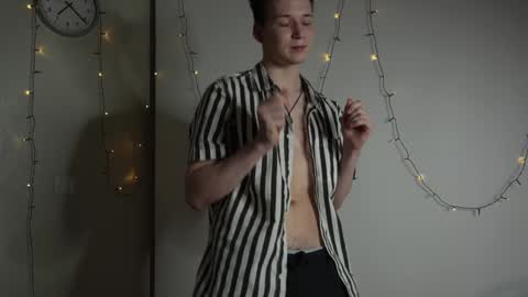 Snapshot of hansi_provincials chatting on 12.14.24 Hans online show from 12.14.24