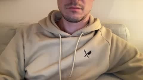 Snapshot of hansimglueck696969 chatting on 11.17.25 hansimglueck696969 online show from 11.17.25