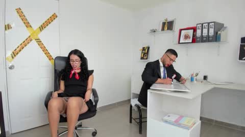 Snapshot of happerquinn_mrhale chatting on 12.01.25 Happer Quinn Mr Hale online show from 12.01.25