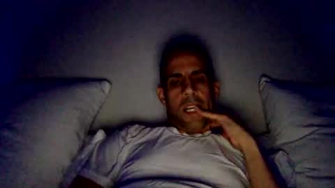 Snapshot of happy2334 chatting on 12.31.24 skysky6969 online show from 12.31.24