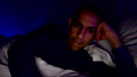 Snapshot of happy2334 chatting on 02.14.25 skysky6969 online show from 02.14.25