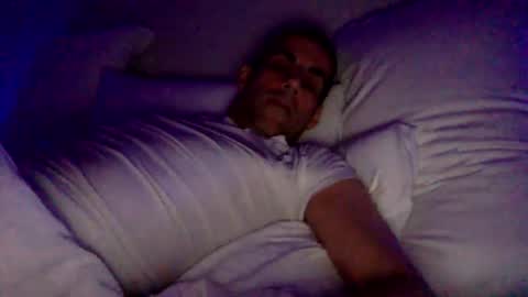 Snapshot of happy2334 chatting on 09.19.25 skysky6969 online show from 09.19.25