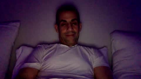 Snapshot of happy2334 chatting on 09.24.25 skysky6969 online show from 09.24.25