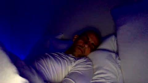 Snapshot of happy2334 chatting on 09.29.25 skysky6969 online show from 09.29.25