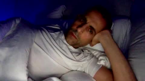 Snapshot of happy2334 chatting on 11.25.25 skysky6969 online show from 11.25.25