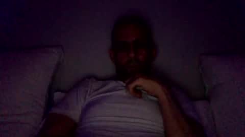 Snapshot of happy2334 chatting on 03.22.26 skysky6969 online show from 03.22.26