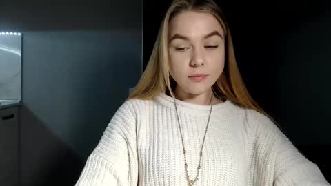 happy_fox_ online show from 02.09.25