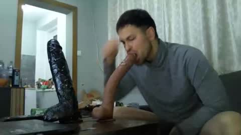 Snapshot of happycock_9inch chatting on 02.22.26 Rommy2K online show from 02.22.26