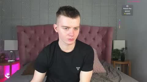 Snapshot of happydeimos chatting on 11.11.25 happydeimos online show from 11.11.25