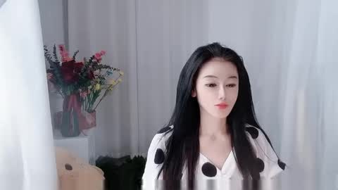 Snapshot of happyflower802318 chatting on 05.13.26 Daisy online show from 05.13.26