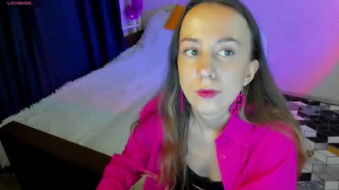 Snapshot of happystephanie chatting on 12.22.24 Stephanie online show from 12.22.24