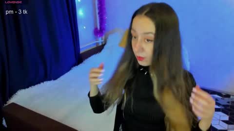 Snapshot of happystephanie chatting on 01.11.25 Stephanie online show from 01.11.25